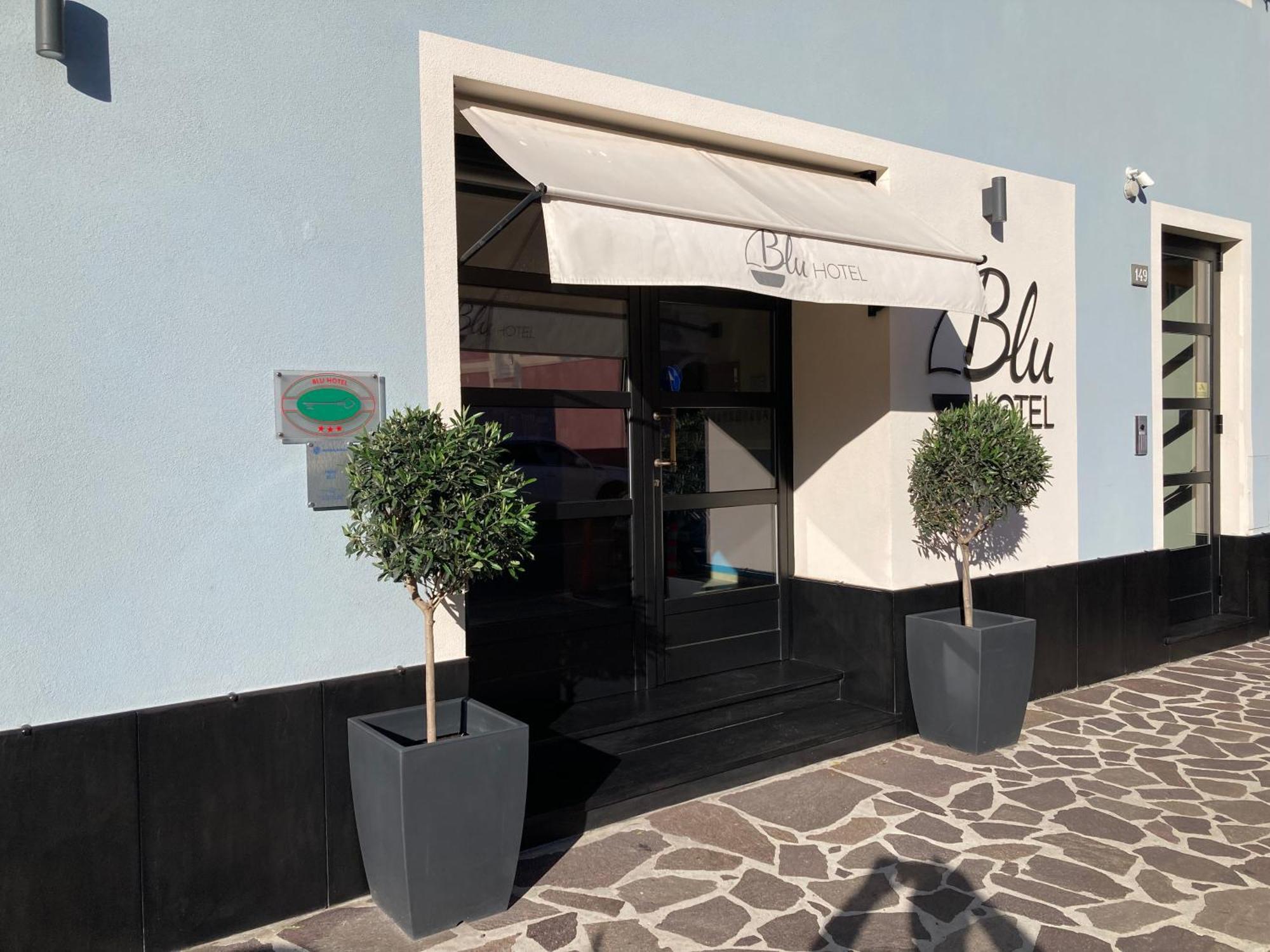 Blu Hotel Lavagna Bagian luar foto